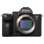 Sony α 7 III MILC 24.2 MP Exmor R CMOS 6000 x 4000 pixels Black