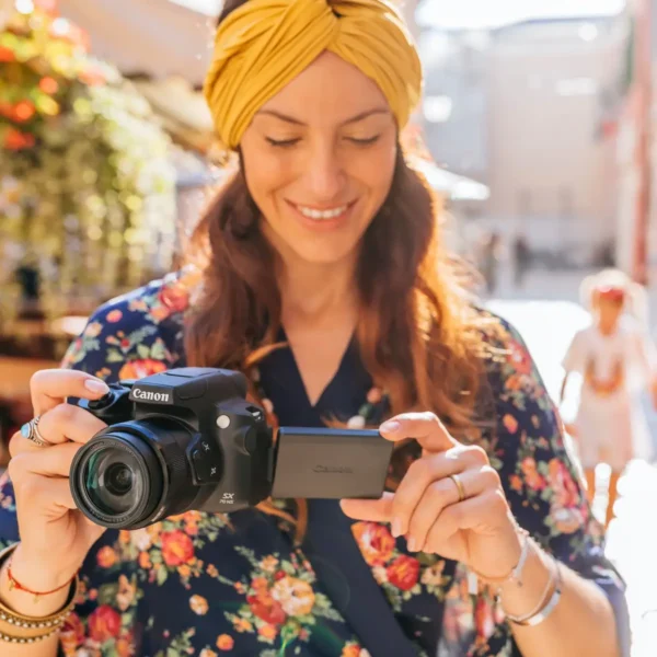 Canon PowerShot SX70 HS 1/2.3″ Bridge camera 20.3 MP CMOS 5184 x 3888 pixels Black