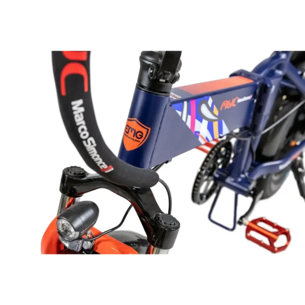 EMG Bomber MWC Black, Blue, Red, White Aluminium One Size 50.8 cm (20″) 30 kg