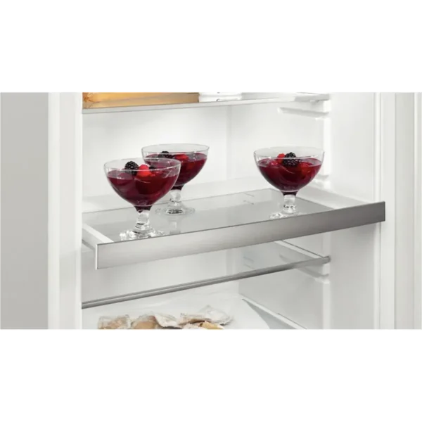 Siemens KI86SAF30 fridge-freezer Built-in 268 L White