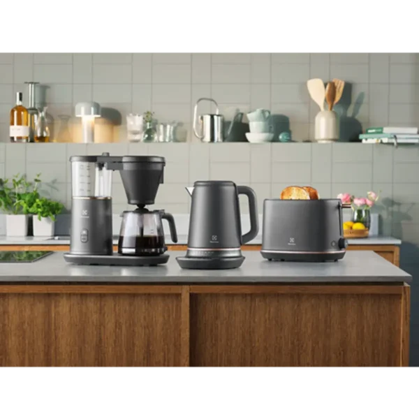 Electrolux E7K16BP electric kettle 1.7 L 2400 W Black, Copper