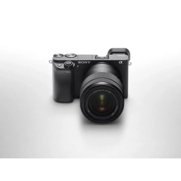 Sony α 6400 + SEL18135 MILC 24.2 MP CMOS 6000 x 4000 pixels Black