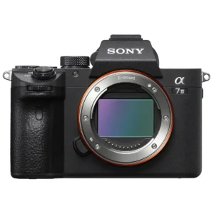 Sony α 7 III + FE 24-105 mm F4 G OSS MILC 24.2 MP CMOS 6000 x 4000 pixels Black