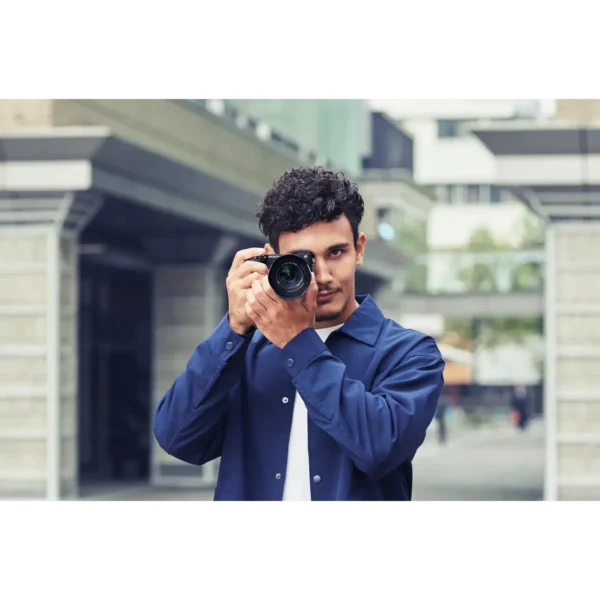 Sony α 6400 MILC Body 24.2 MP CMOS 6000 x 4000 pixels Black