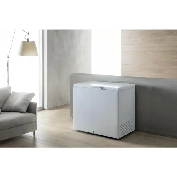 Whirlpool WHS2121 Chest freezer Freestanding 204 L F White