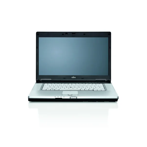 Fujitsu CELSIUS H700 Intel® Core™ i7 i7-620M 39.6 cm (15.6″) 4 GB DDR3-SDRAM 500 GB NVIDIA® Quadro® FX 880M Windows 7 Professional