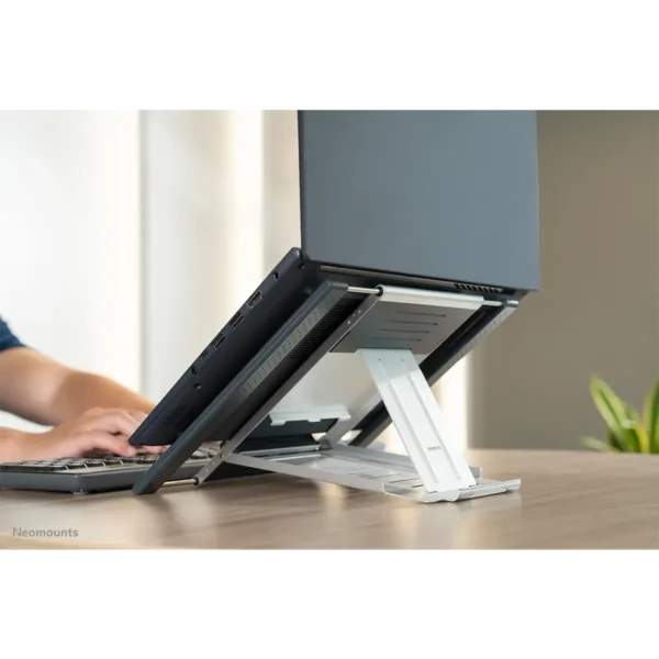 Neomounts NSLS100 Laptop stand 10-22″ – foldable – compact – universal