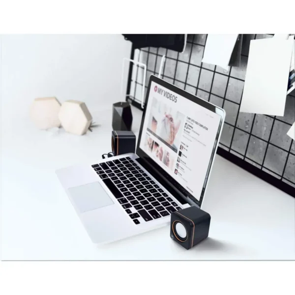 Manhattan 2600 Series Speaker System, Small Size, Big Sound, Two Speakers, Stereo, USB power, Output: 2x 3W, 3.5mm plug for sound, In-Line volume control, Cable 0.9m, Black, Three Year Warranty