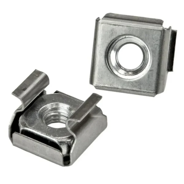StarTech.com 100 Pkg M5 Mounting Screws and Cage Nuts for Server Rack Cabinet