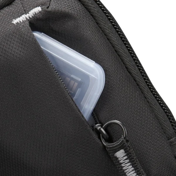 Case Logic TBC-402 Compact case Black