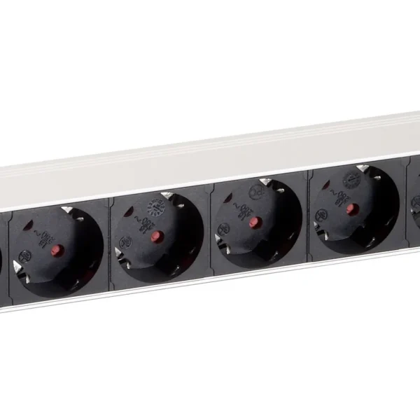 Equip 8-Outlet German Power Distribution Unit, Aluminum Shell