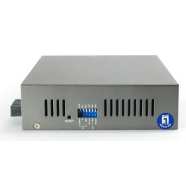 LevelOne RJ45 to SC Fast Ethernet Media Converter, 1 PoE Output, 802.3af PoE, Single-Mode Fiber, 20km