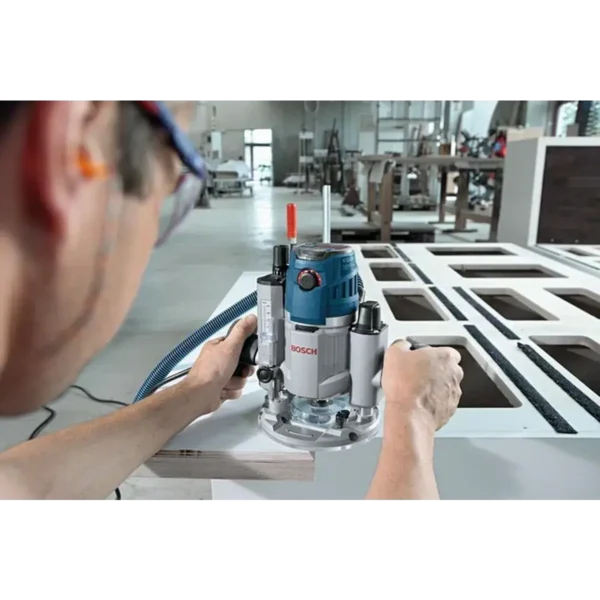 Bosch GOF 1600 CE Blue, Silver 25000 RPM 1600 W