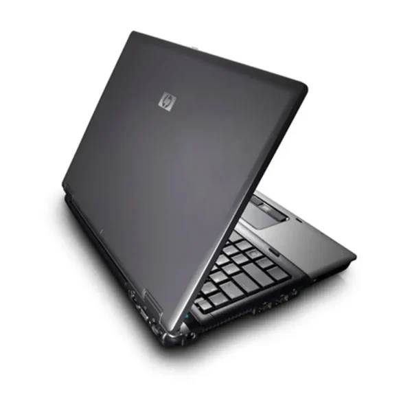 HP Compaq 6530b Intel® Core™2 Duo P8700 Laptop 35.8 cm (14.1″) WXGA 2 GB DDR2-SDRAM 320 GB HDD Intel® GMA 4500MHD 802.11a Windows 7 Professional Black