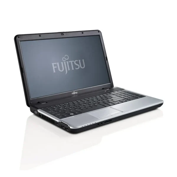 Fujitsu LIFEBOOK A531 Intel® Core™ i5 i5-2430M 39.6 cm (15.6″) HD 4 GB DDR3-SDRAM 500 GB HDD Wi-Fi 4 (802.11n) Windows 7 Professional Black, Silver