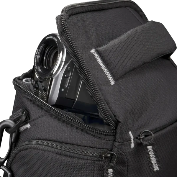 Case Logic TBC-405 Shoulder case Black
