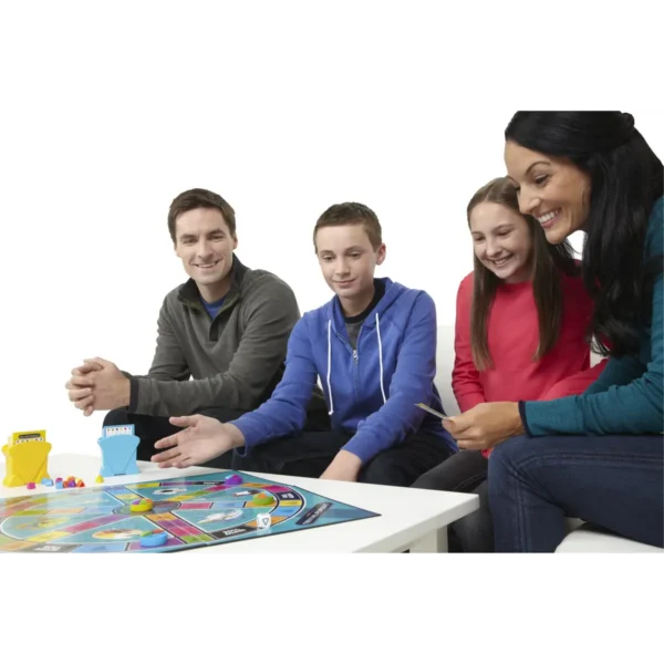 Hasbro Trivial Pursuit Family Edition Board game Trivia