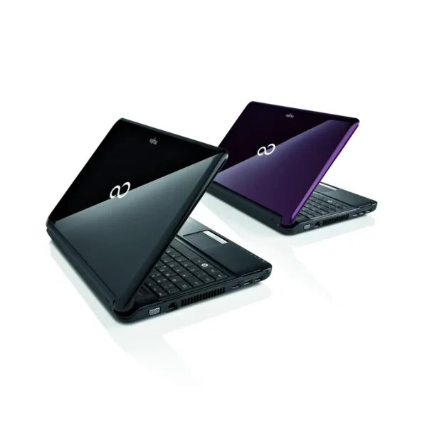 Fujitsu LIFEBOOK AH530 Intel® Core™ i3 i3-370M 39.6 cm (15.6″) 4 GB DDR3-SDRAM 500 GB Intel HD Windows 7 Home Premium Black