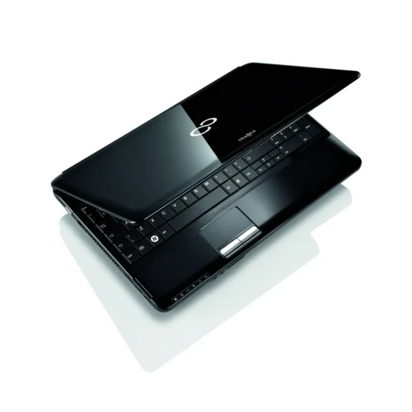 Fujitsu LIFEBOOK AH530 Intel® Core™ i3 i3-370M 39.6 cm (15.6″) 4 GB DDR3-SDRAM 500 GB Intel HD Windows 7 Home Premium Black