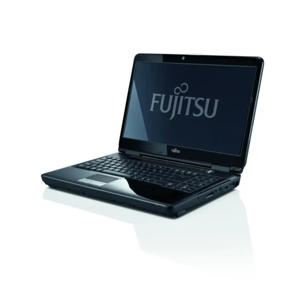 Fujitsu LIFEBOOK AH550 Intel® Core™ i3 i3-330M 39.6 cm (15.6″) 4 GB DDR3-SDRAM 500 GB Intel® HD Graphics Windows 7 Home Premium Black