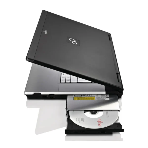 Fujitsu LIFEBOOK E780 Intel® Core™ i5 i5-560M 39.6 cm (15.6″) 4 GB DDR3-SDRAM 500 GB Intel HD Windows 7 Professional Black, Silver